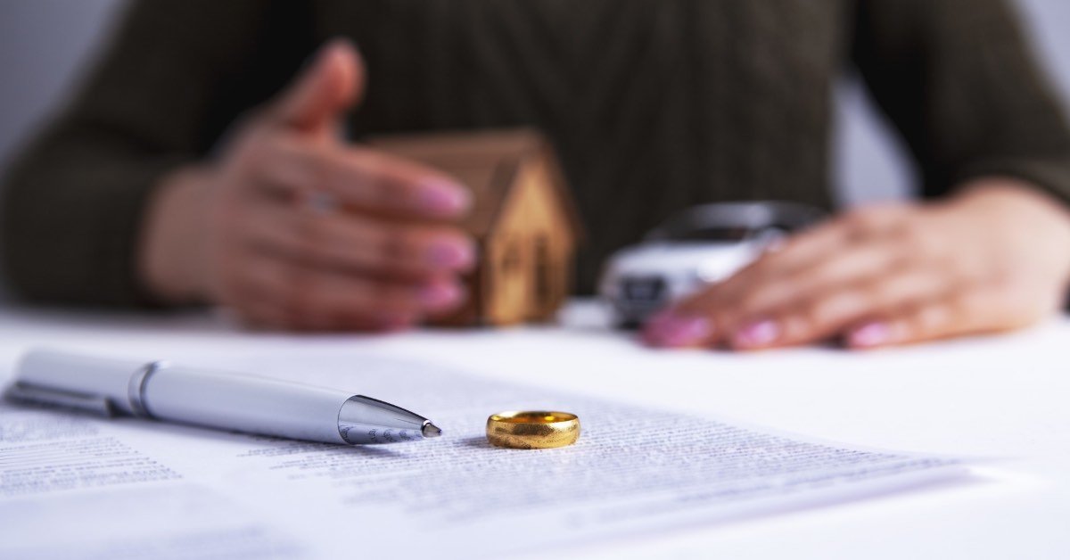 6 Divorce Alternatives: What's Best For You?