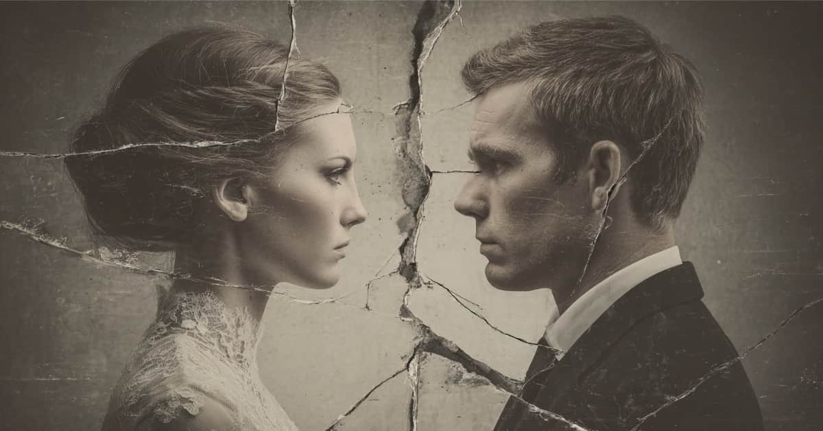 couple facing each other, with torn line between them, concept of open durational alimony and divorce